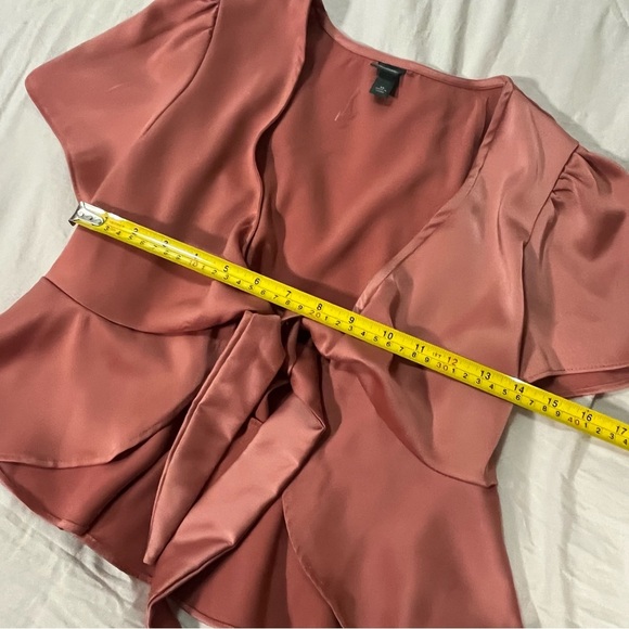 Wild Fable Pink Satin Cropped Wrap Blouse Women’s Size XS - Picture 5 of 10